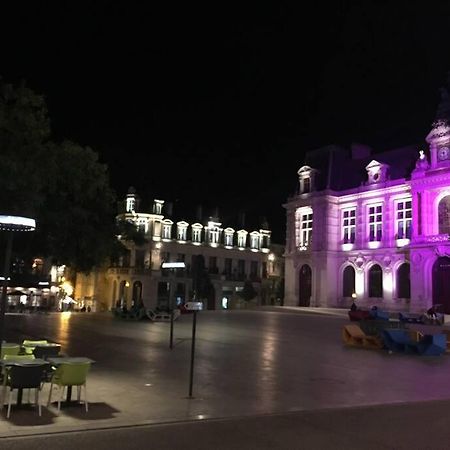 Bel Appartement Climatise Plein Centre Ville Poitiers Kültér fotó